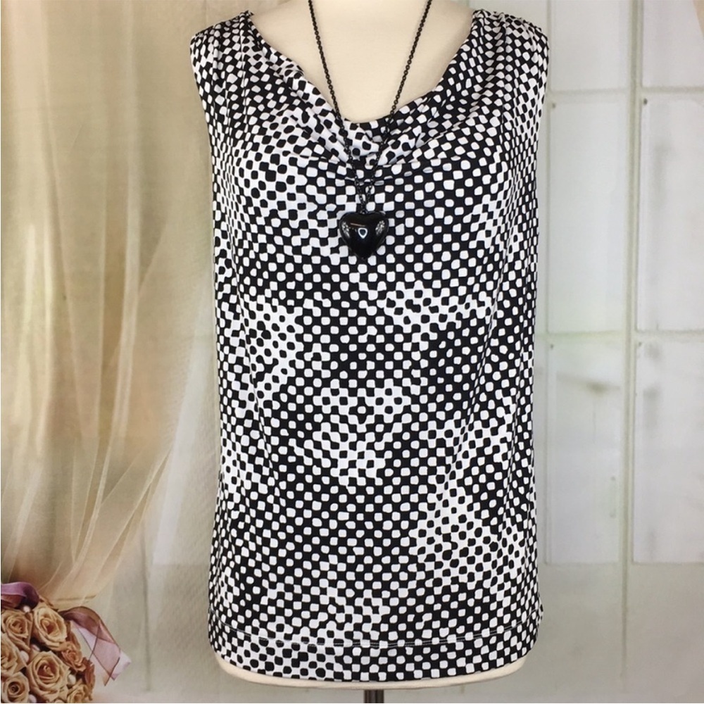 GRACE Elements Black White
Sleeveless Blouse L